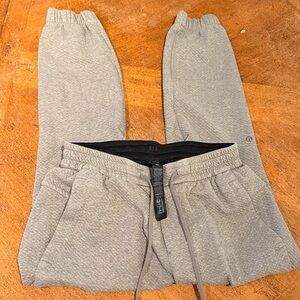 lululemon athletica Men's Heathered Gray Joggers